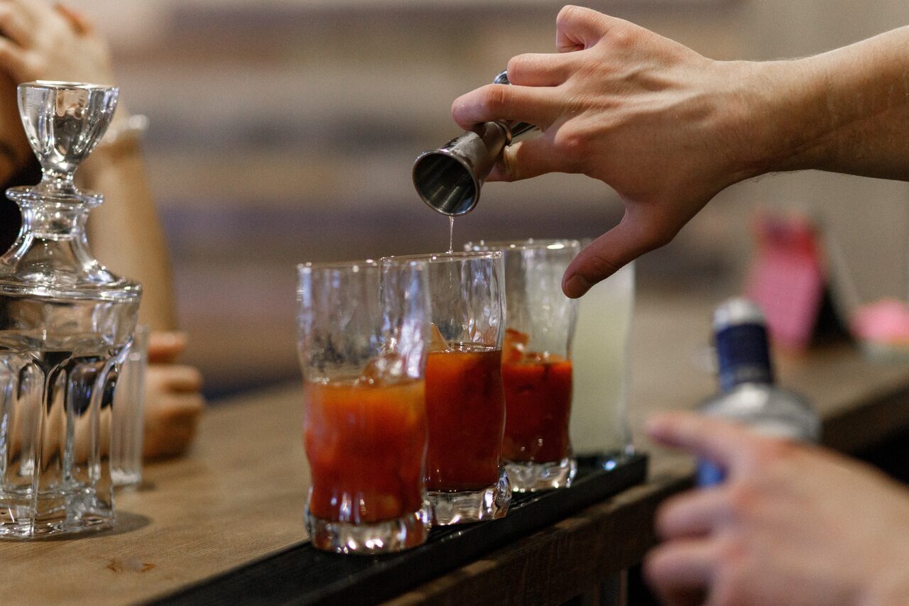 Арендовать Фактум. Уютный лофт с мягкими диванами