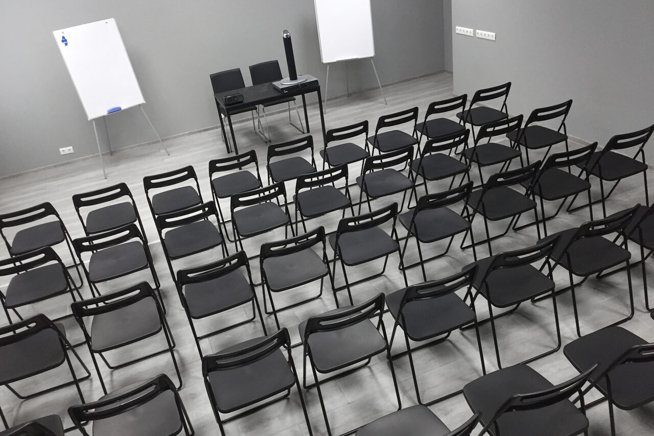 Арендовать Тренинг-лофт для деловых и шумных мероприятий