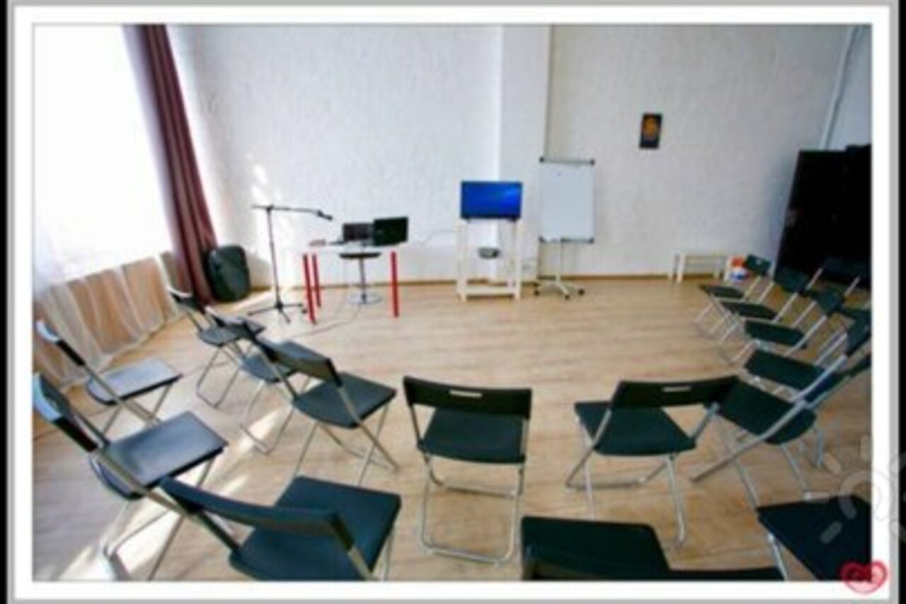 Арендовать Студия Go Home Lof Светлый зал 