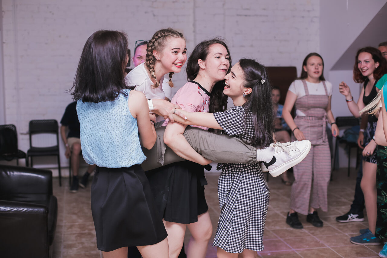 Арендовать Стильное пространство с отдельным входом в историческом цент