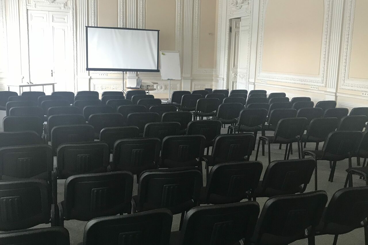 Арендовать Площадка в Санкт-Петербурге