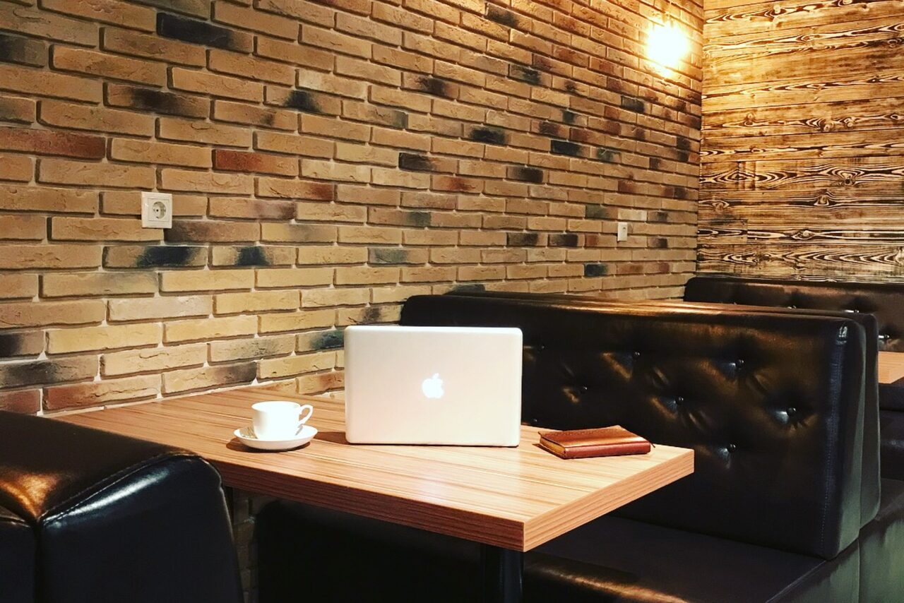 Арендовать Красивый лофт с дизайнерским ремонтом