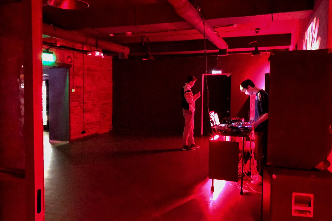 Арендовать "Брюс Ли"