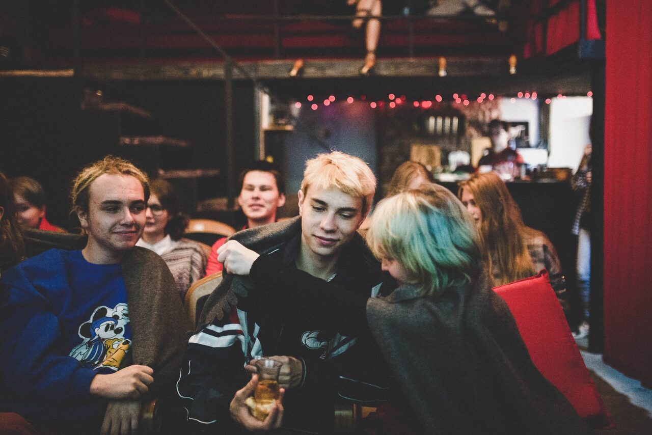 Арендовать Utopist. Камерный лофт-кинотеатр с большим экраном