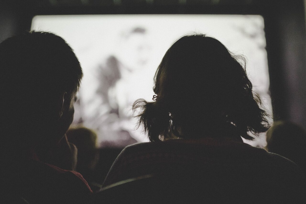 Арендовать Utopist. Камерный лофт-кинотеатр с большим экраном