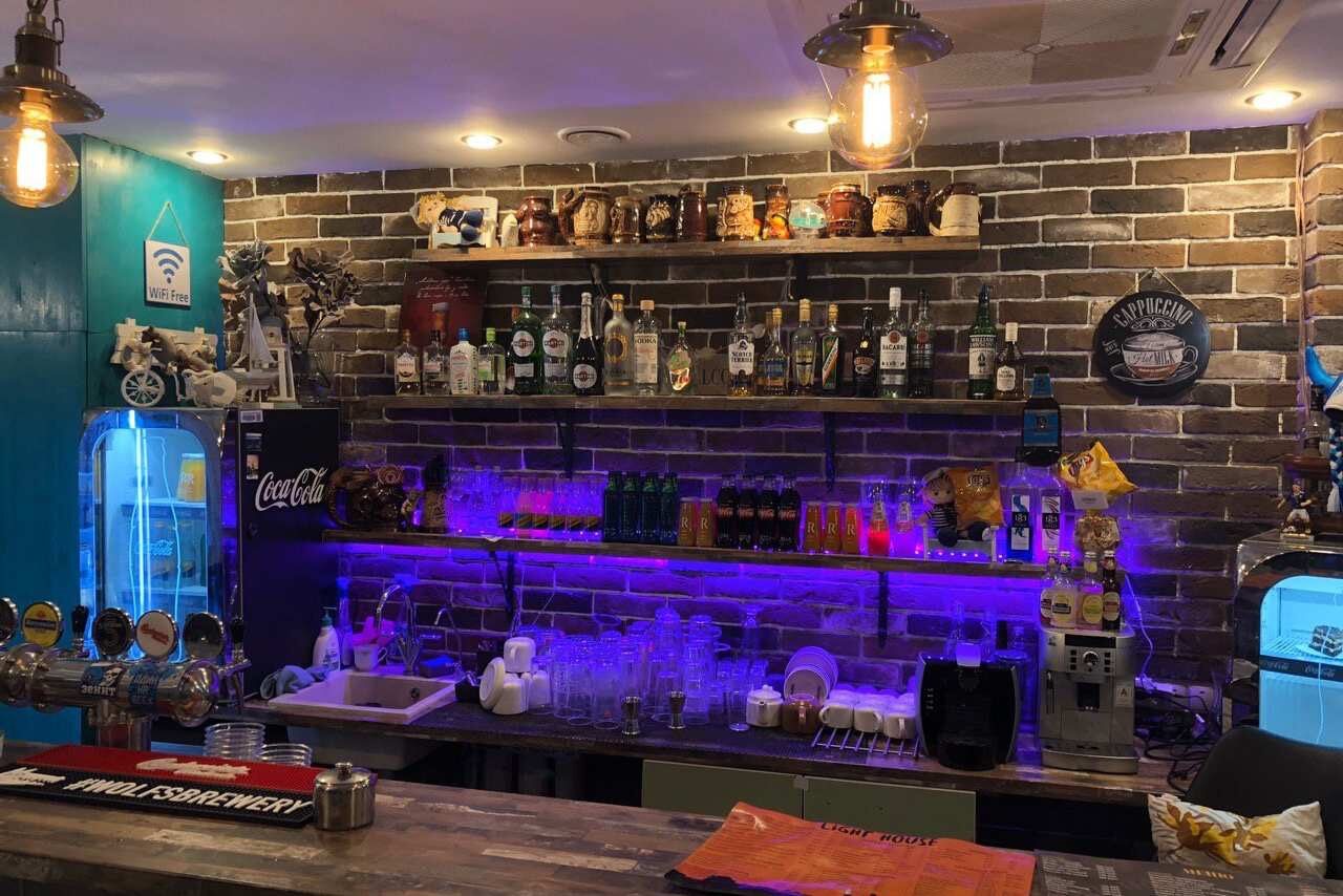 Арендовать Lighthouse Bar. Лофт-бар с отдельным входом