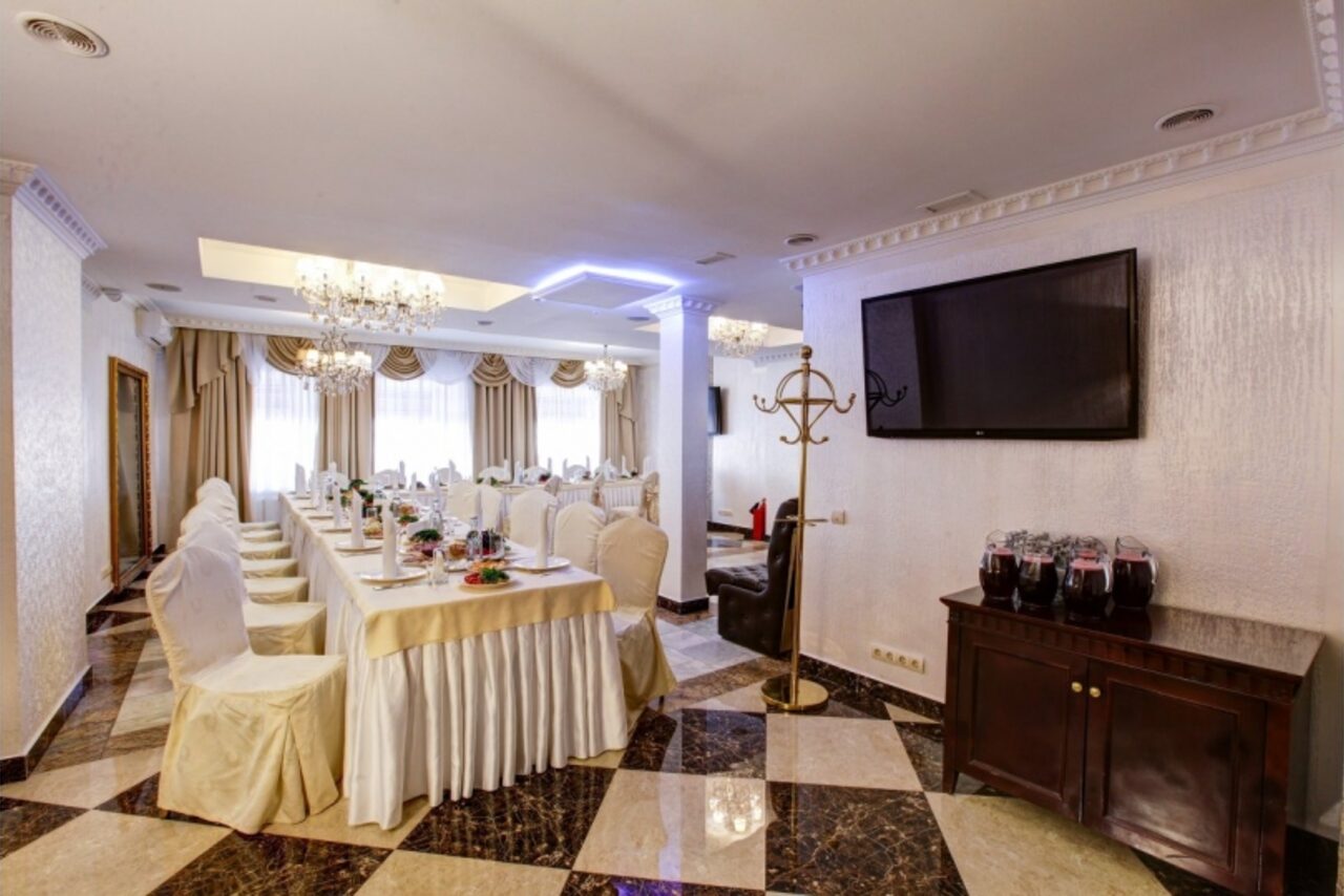 Арендовать Золотой зал для банкета