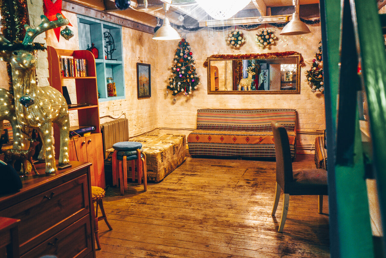 Арендовать Двухуровневый арт-лофт с собственной парковкой