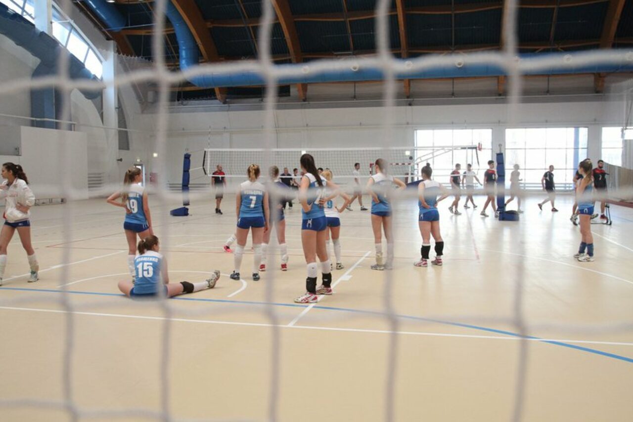 Арендовать Легкоатлетический манеж НИУ МГСУ