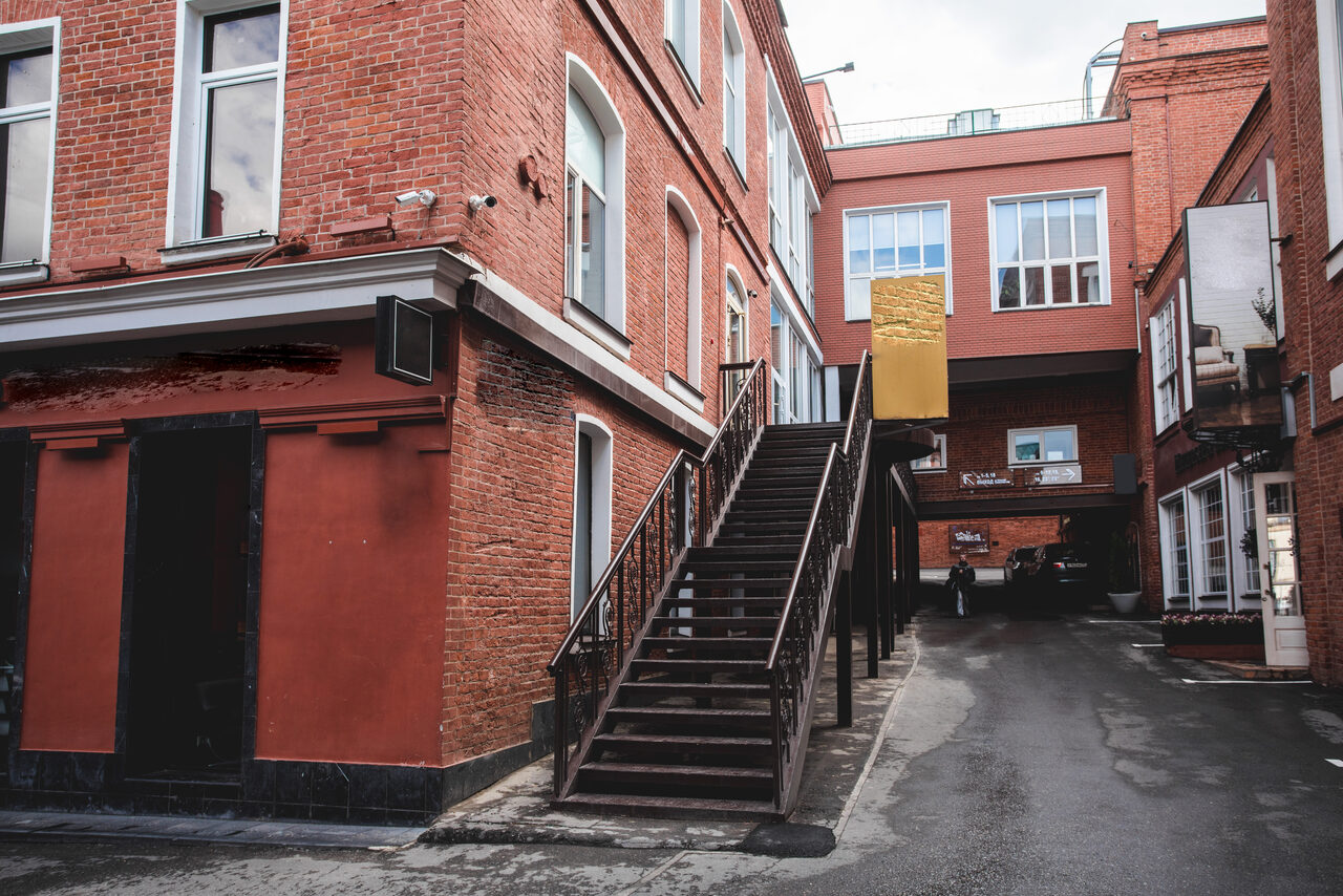 Арендовать Белоснежное пространство в центре города