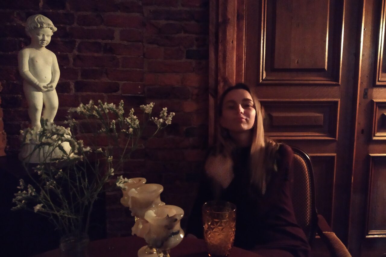 Арендовать Современное кафе – бывшая княжеская спальня