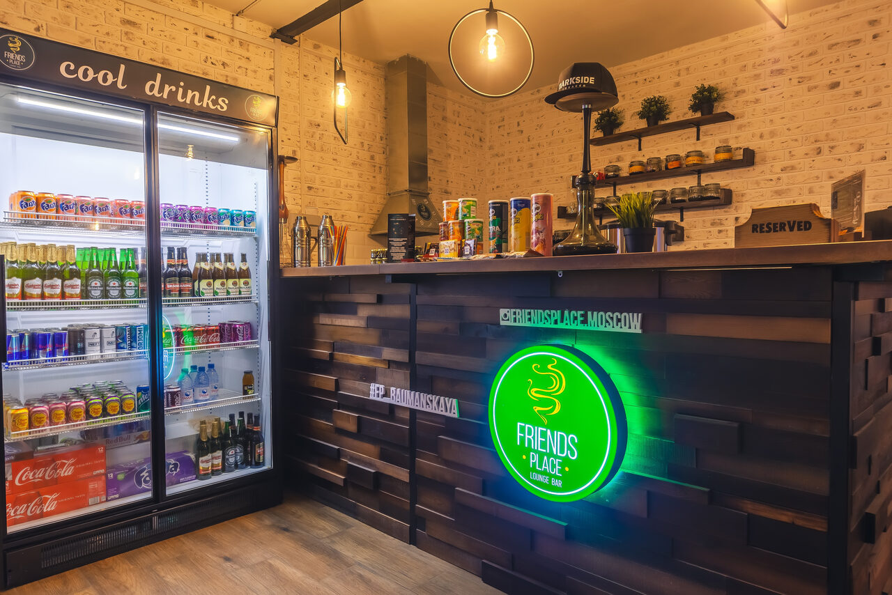 Арендовать Лаунж-бар Friends place в Москве