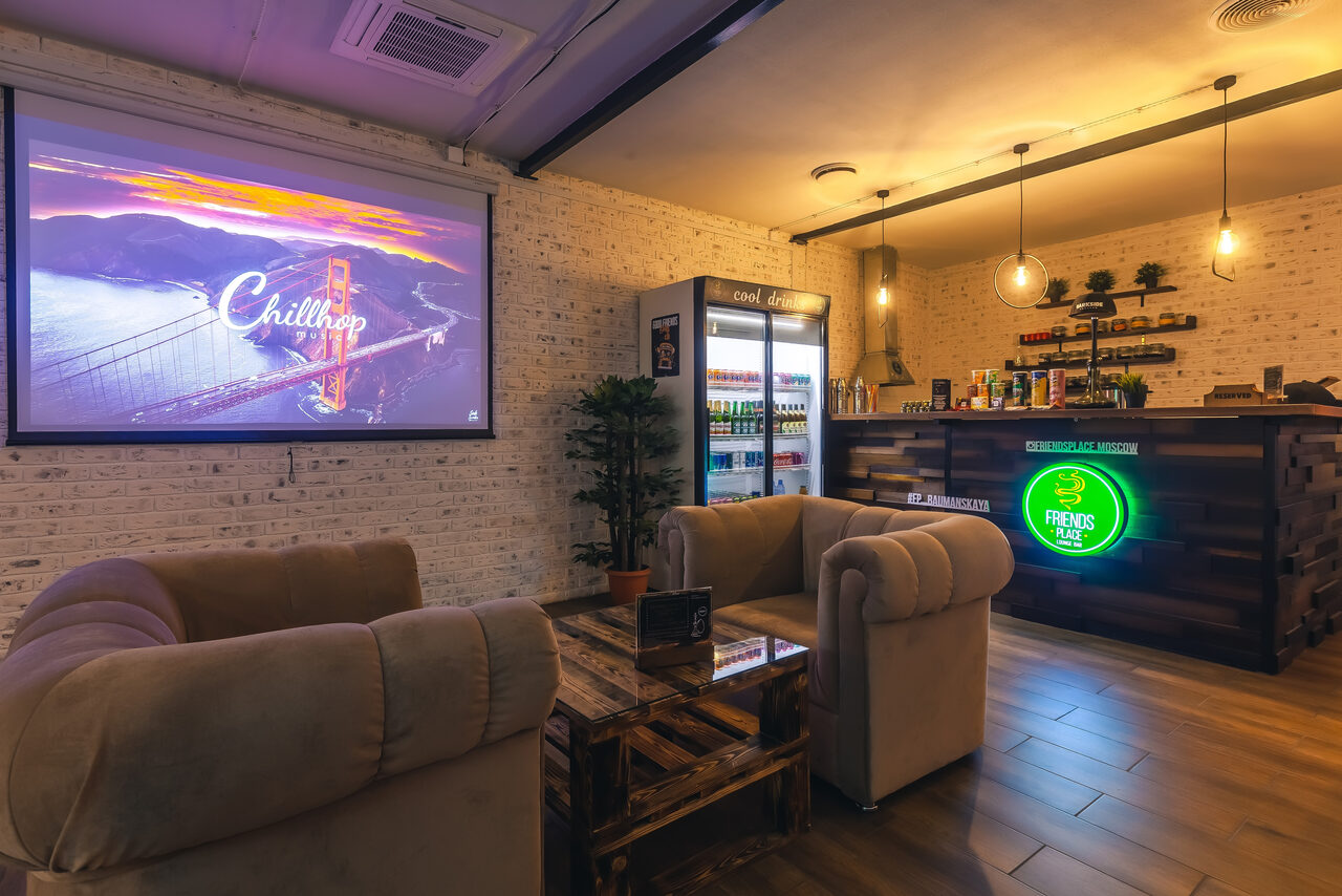 Арендовать Лаунж-бар Friends place в Москве