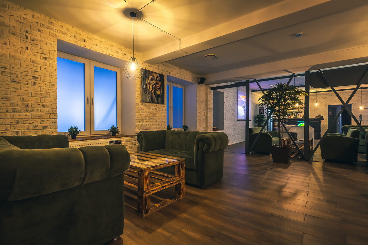 Арендовать Лаунж-бар Friends place в Москве