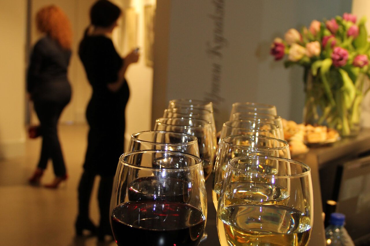 Арендовать ART V'U Выставочное пространство с современным дизайном