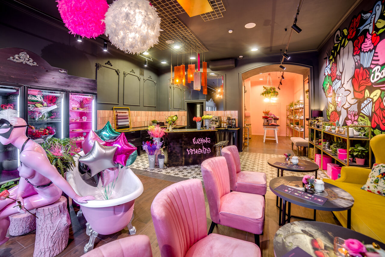 Арендовать Re room Студия дизайна Цветочный бар для вечеринок