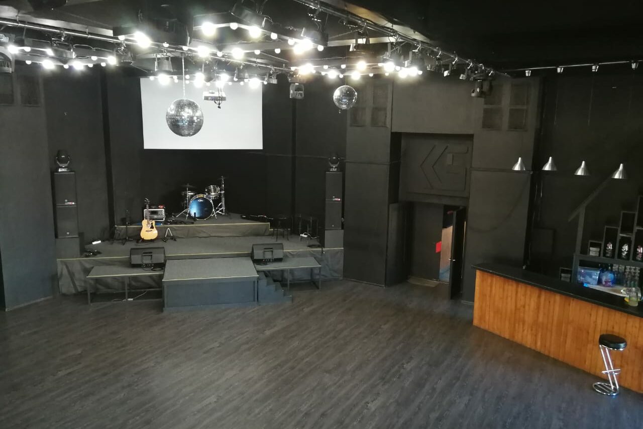 Арендовать DF Club (ДФ Клуб). Двухуровневое пространство