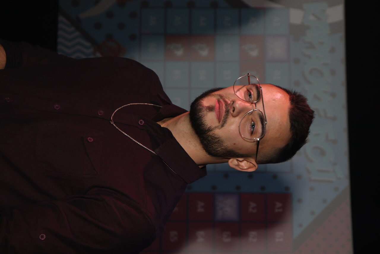 Арендовать Karaoke loft with light music