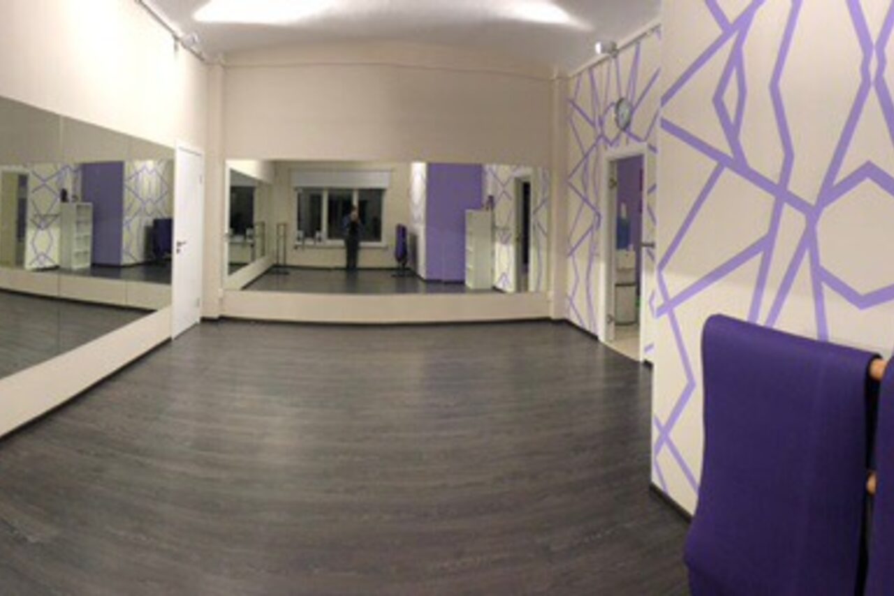 Арендовать BarreAddict