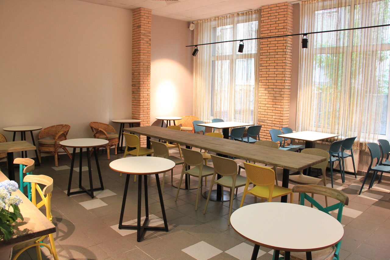 Арендовать Ланч Поинт Кафе под закрытие на Электрозаводской