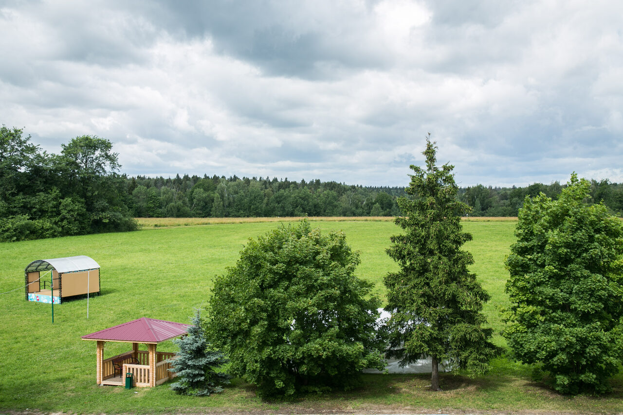 Арендовать Лес event house