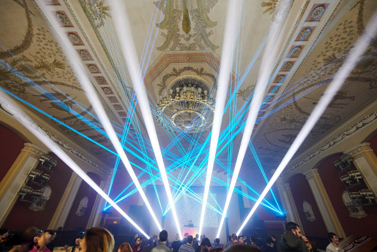 Арендовать Площадка с уникальным дизайном