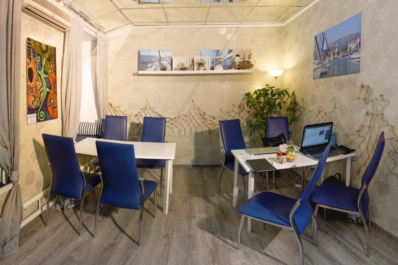 Арендовать Просторное, светлое и тихое пространство