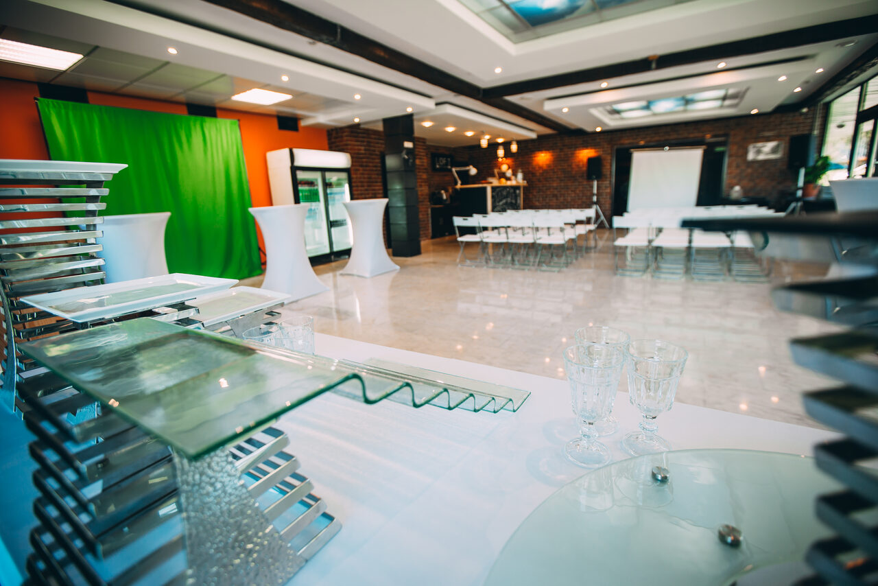 Арендовать LOFT на гребном Пространство для мероприятий любого формата