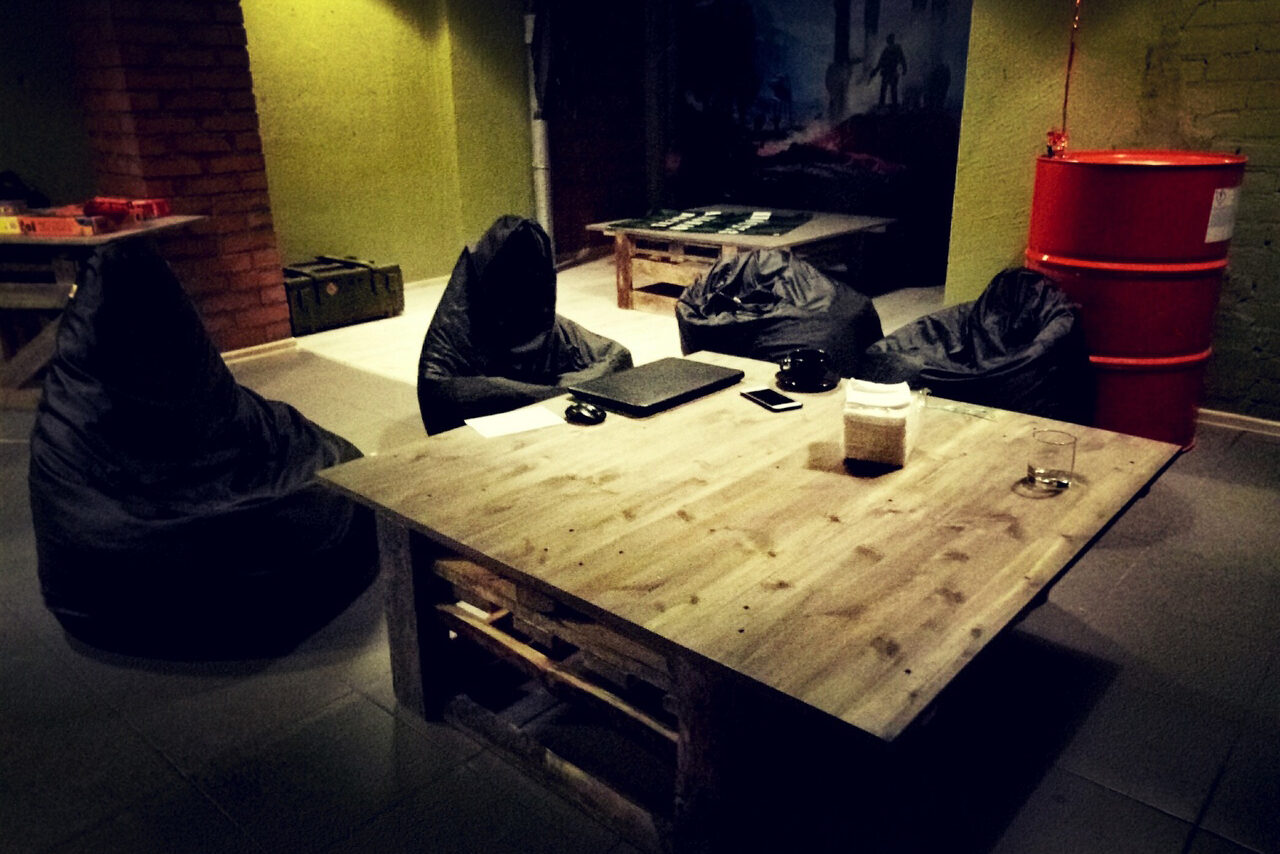 Арендовать Лофт с пуфиками