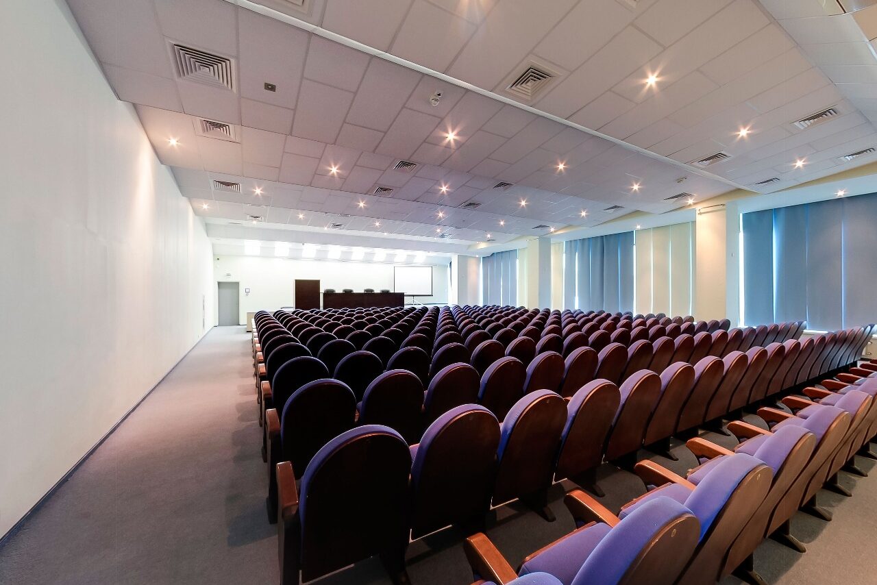 Арендовать Конференц-зал