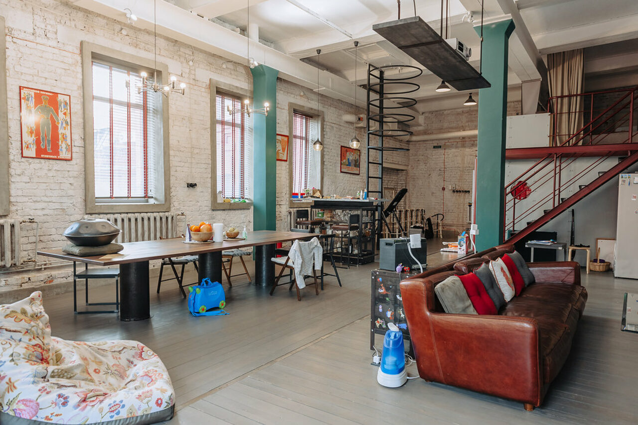 Арендовать Loft Bers. Трехэтажный лофт