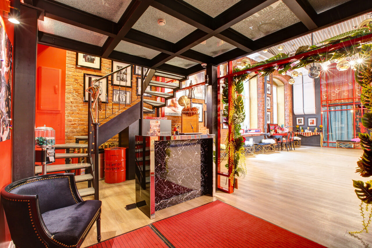 Арендовать Art loft for educational and corporate events 