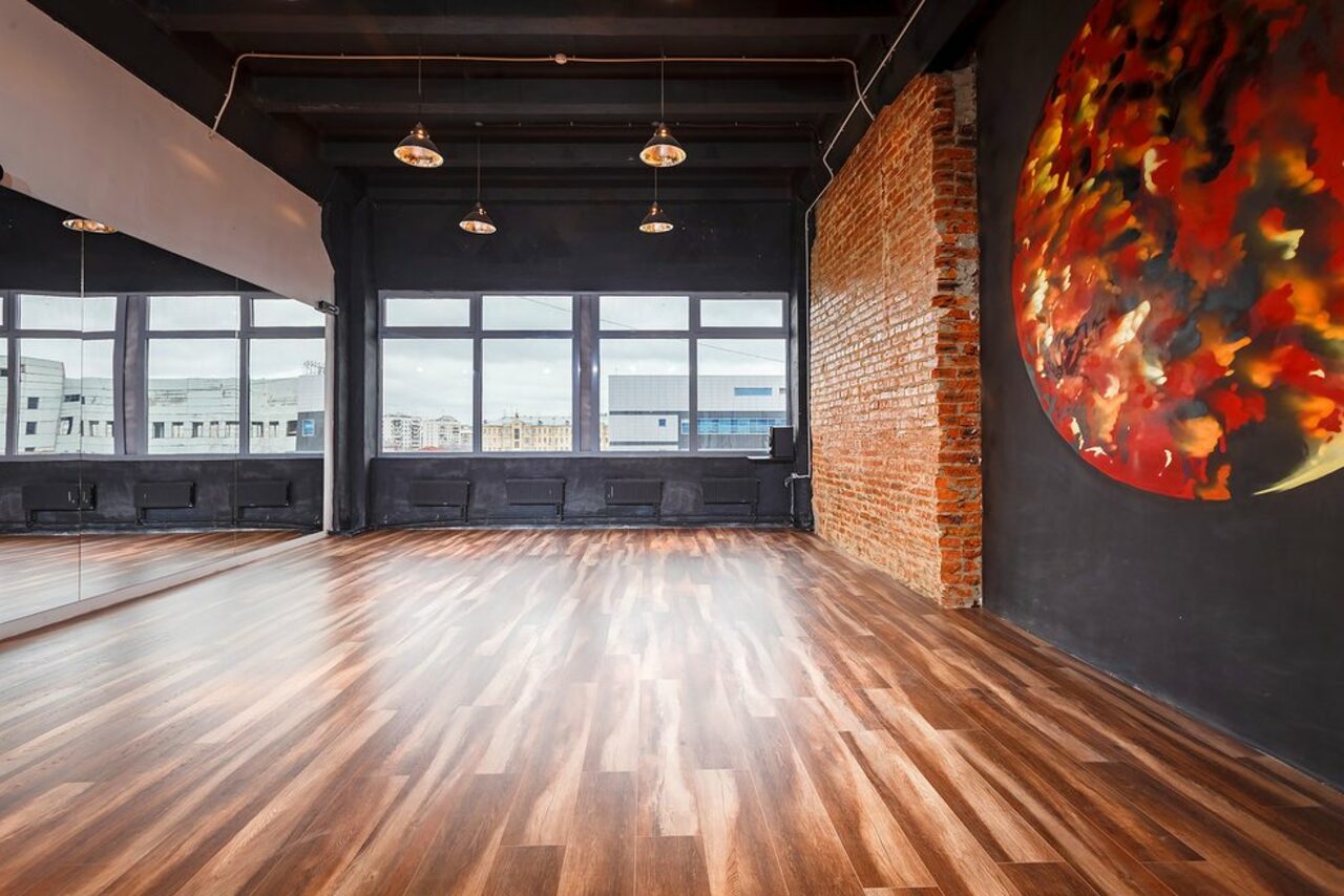 Арендовать Gold&Dance Стильное лофт-пространство