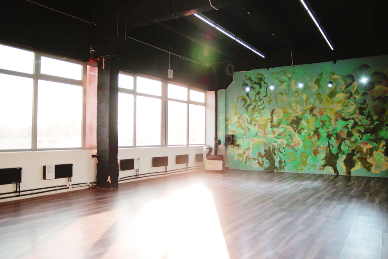 Арендовать Gold&Dance Зал-флора для деловых мероприятий