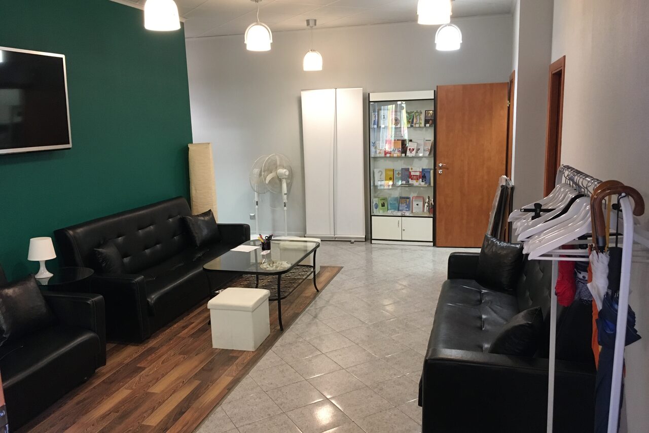 Арендовать Abrikos Hostel. Абрикос Хостел