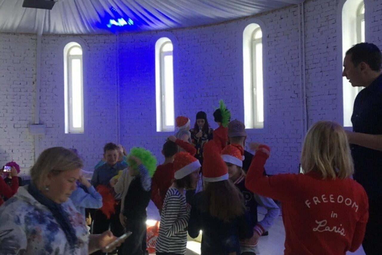 Арендовать Белый кирпичный лофт