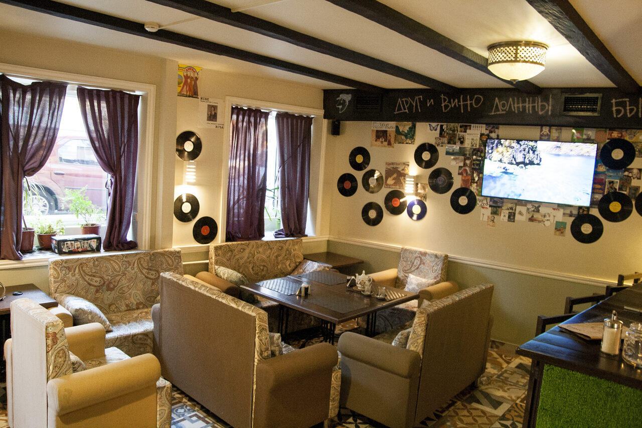 Арендовать Bar Comeback