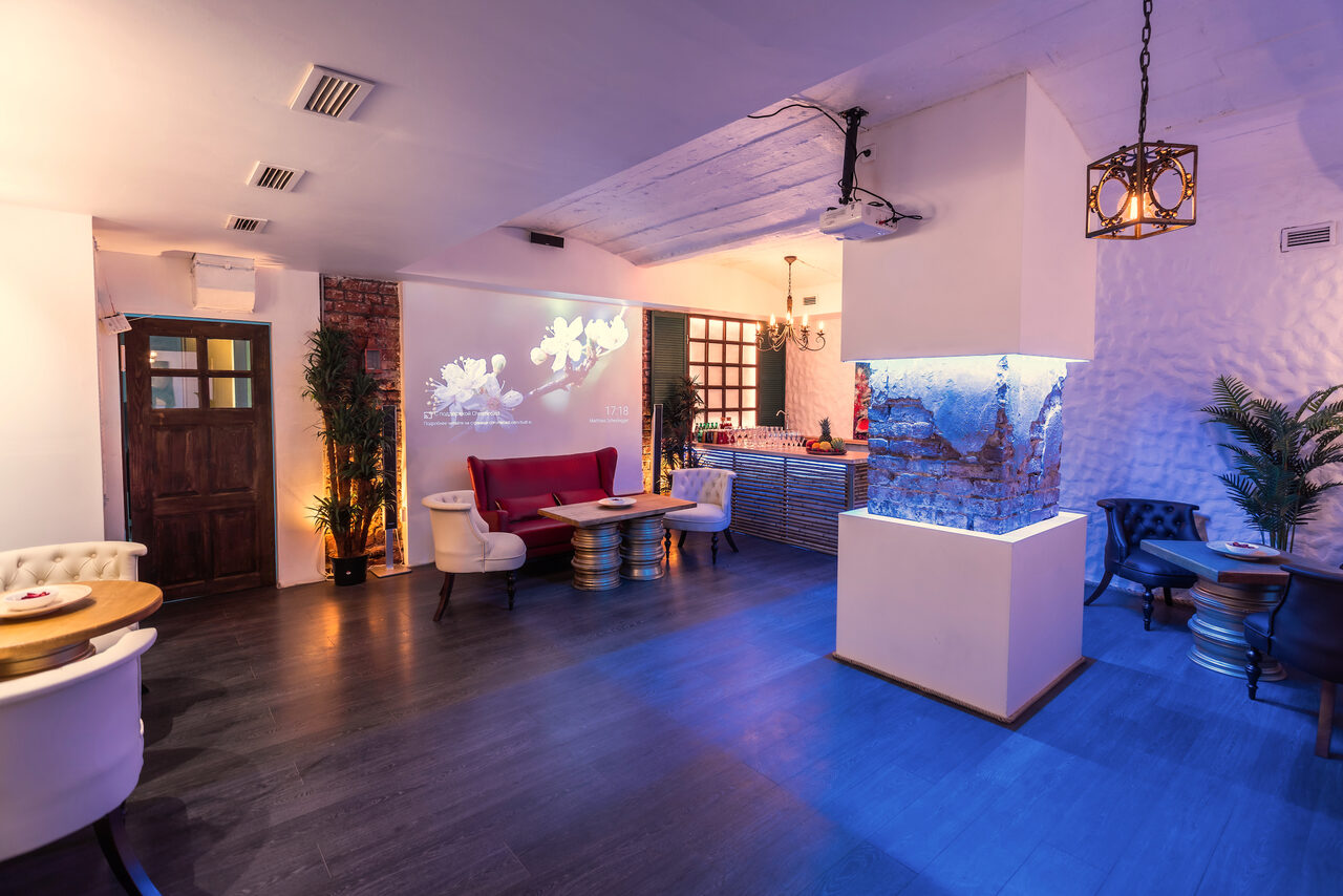 Арендовать Tropical style loft