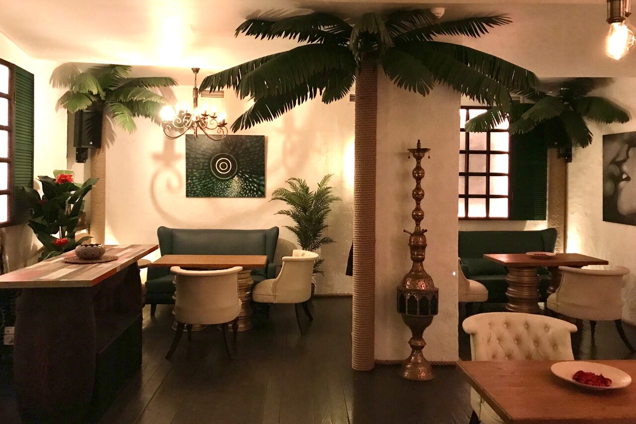 Арендовать Tropical style loft