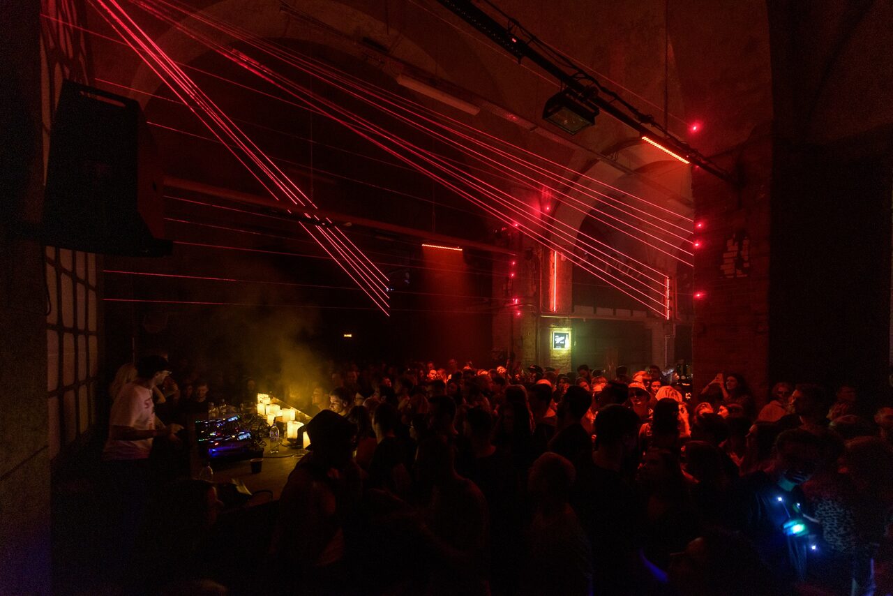 Арендовать Blank – клубное пространство