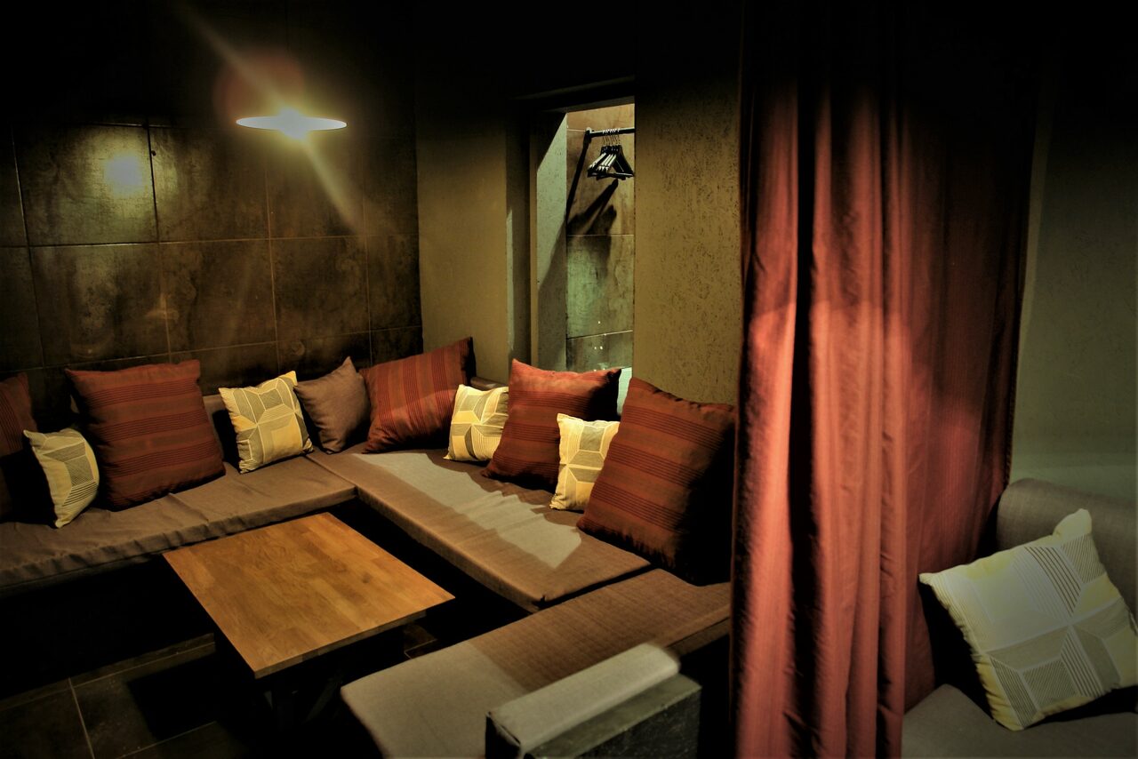 Арендовать Уютный ресторан в центре города под закрытие