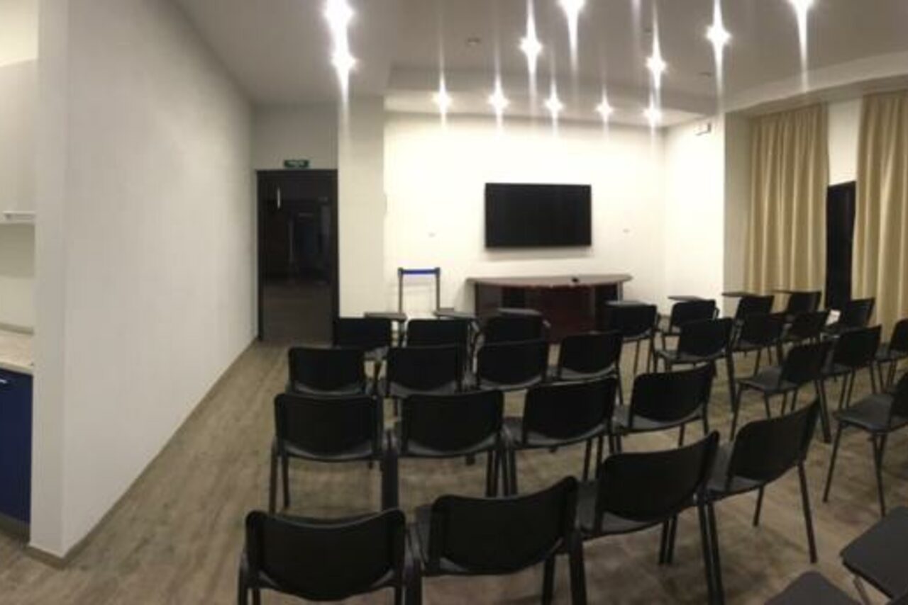 Арендовать Парк Freezone Конференц-зал с панорамными окнами за городом