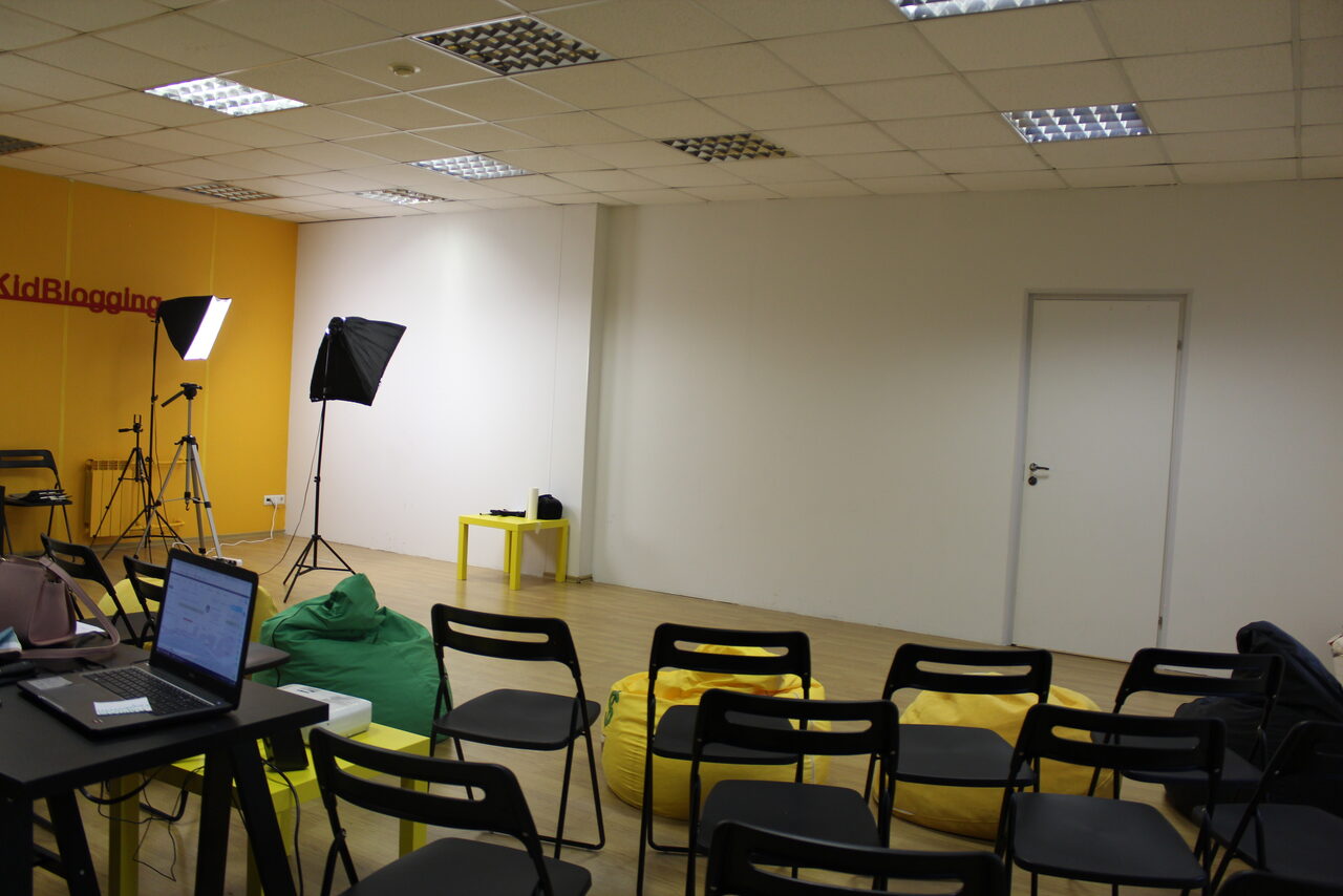 Арендовать  Творческое пространство