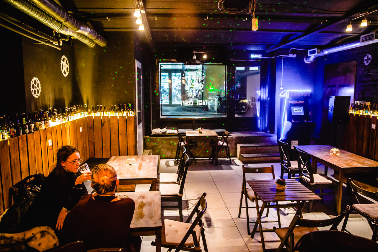 Арендовать Брутальный бар в стиле лофт под закрытие