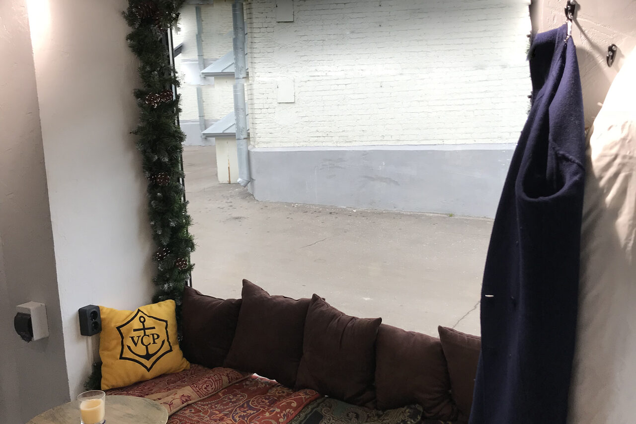 Арендовать Лофт с панорамными окнами в центре города