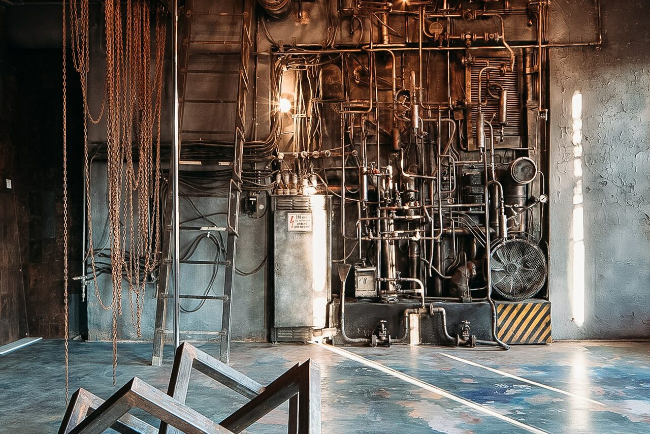 Арендовать Полигон. Фабрика Зал в стиле стимпанк