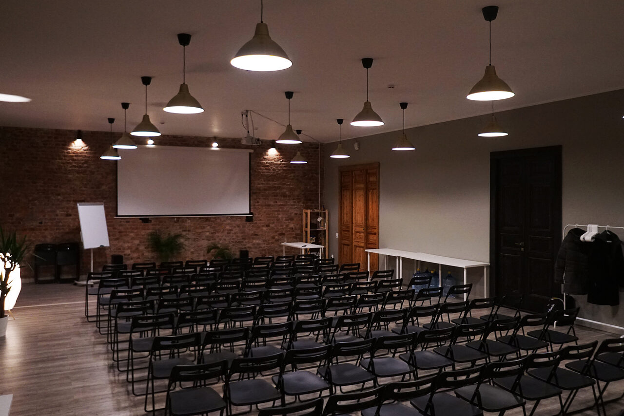 Арендовать Moscow Digital Academy (Москва Диджитал Академи). Лофт-пространство для бизнес встреч и тренингов