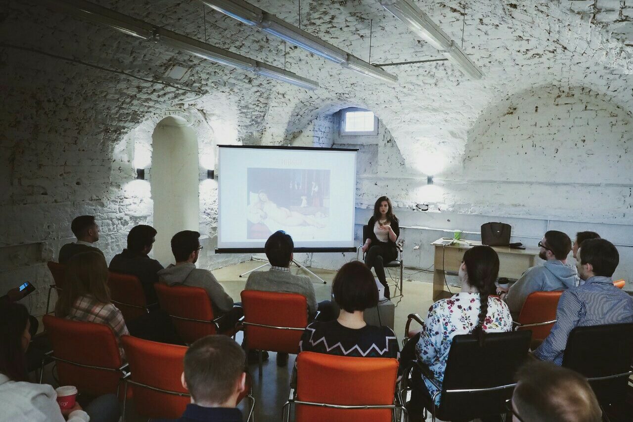 Арендовать Work’n’Soda Многофункциональный лофт в центре города