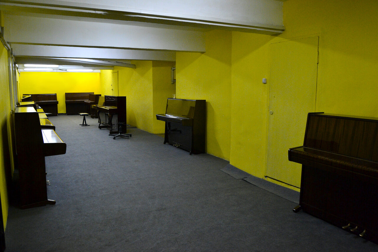 Арендовать Помещение с фортепиано для праздников и творческих встреч