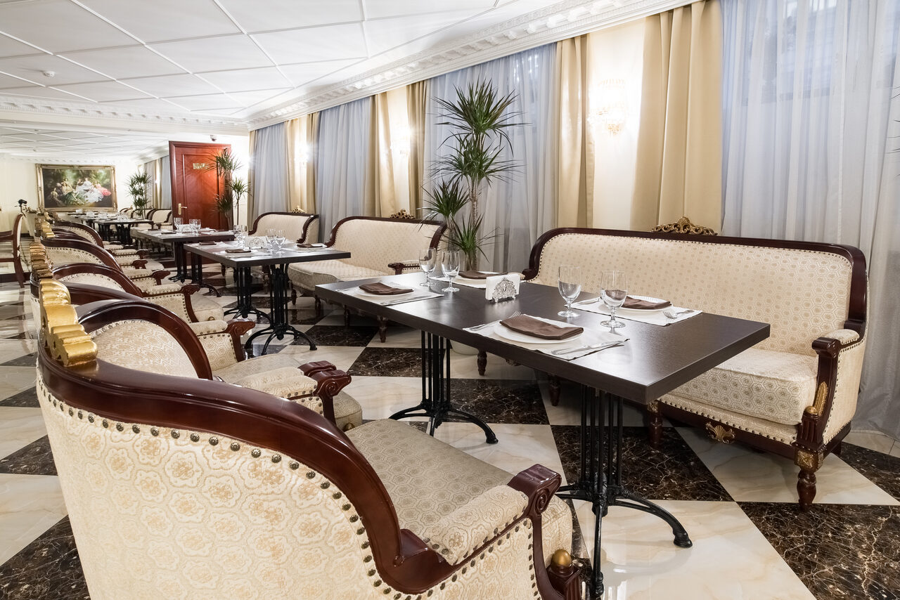 Арендовать Ресторан «The Rooms Café»